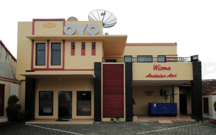 OYO 765 Wisma Andalas Asri Syariah