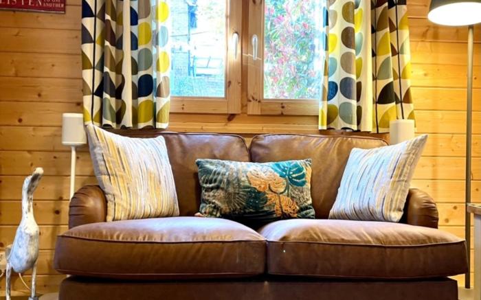 Duck Lodge B&B With Hot Tub