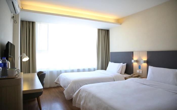 Hanting Hotel Changchun Yiqi West Station