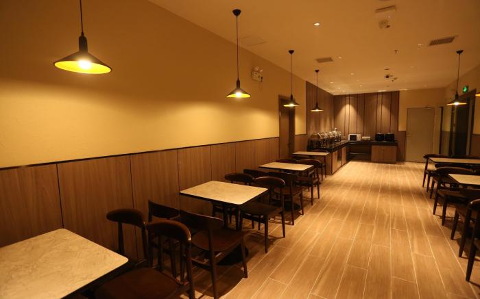 Hanting Hotel Fangchenggang Administrative Center