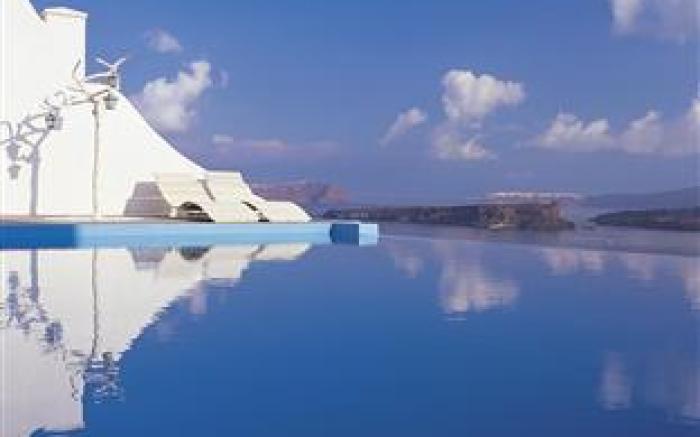 Astarte Suites