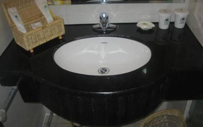 GreenTree Inn GuangDong DongGuan HouJie Business Hotel