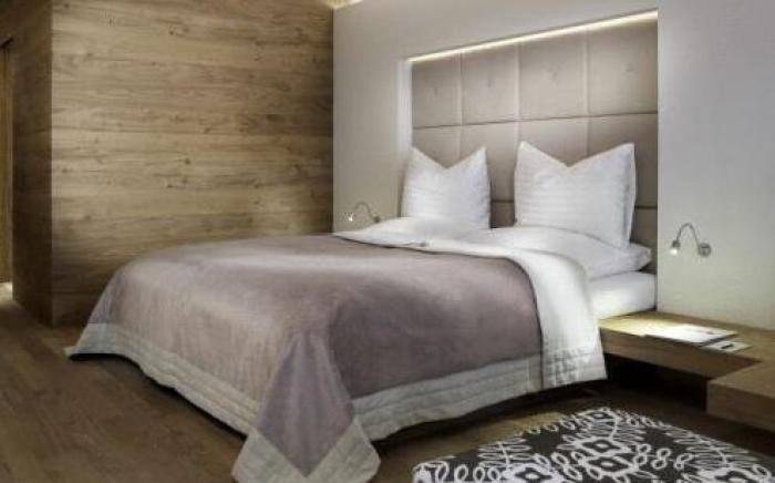 Schwarzer Adler Kitzbuhel - Adults Only