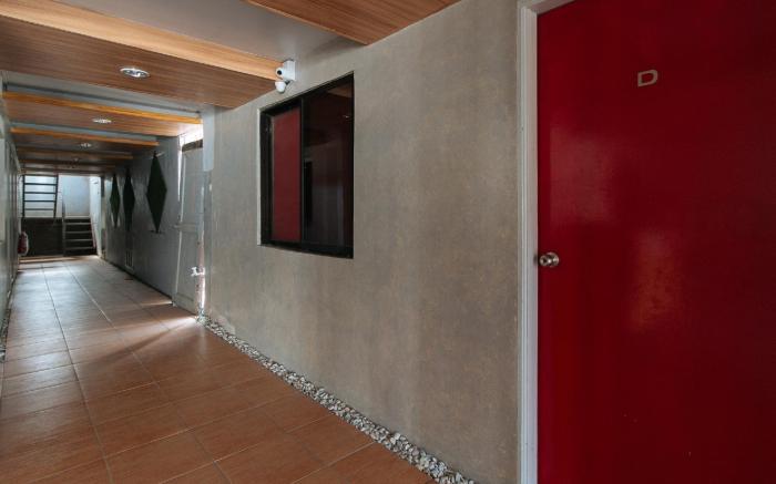 RedDoorz near Christ the King Medical Center