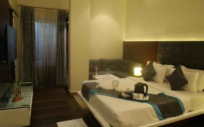 Park Signature Hotels-Royal Benza 