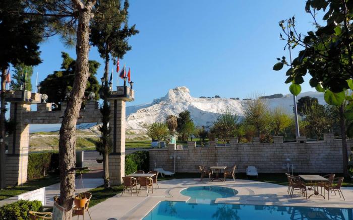 HOTEL HAL-TUR  BOUTIQUE