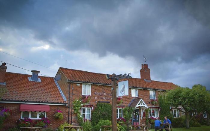 The Longham White Horse