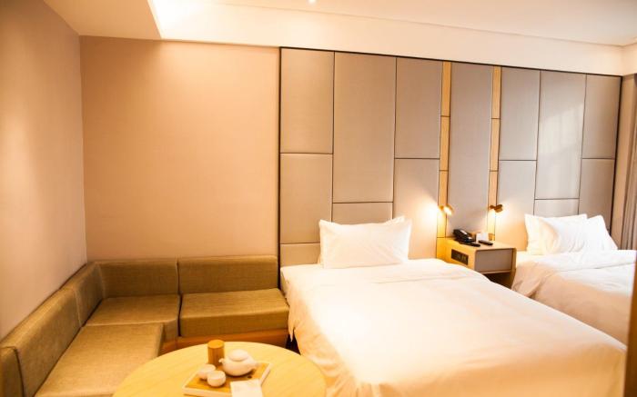 Ji Hotel Lanzhou West Railway Station North