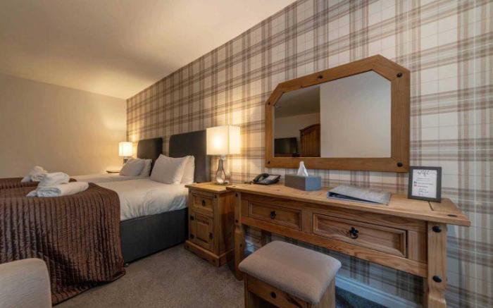 Oaks Hotel