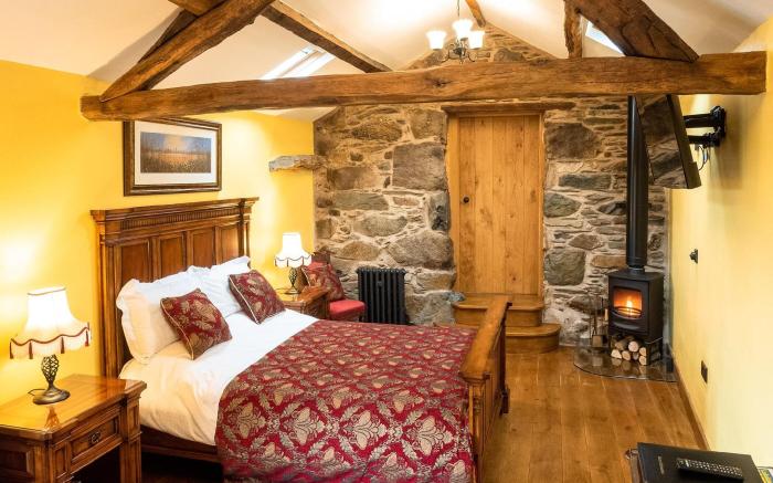The Wayside and Whisky Barn