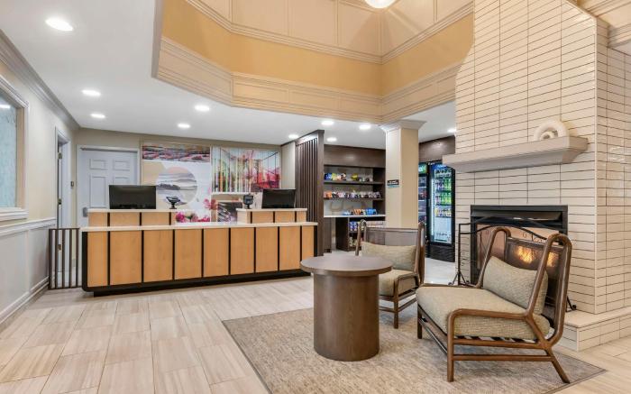 Sonesta ES Suites Dulles Airport