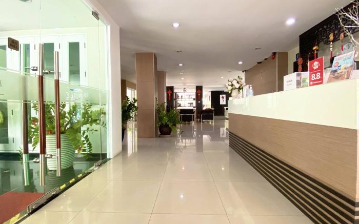 14 Place Sukhumvit Suites