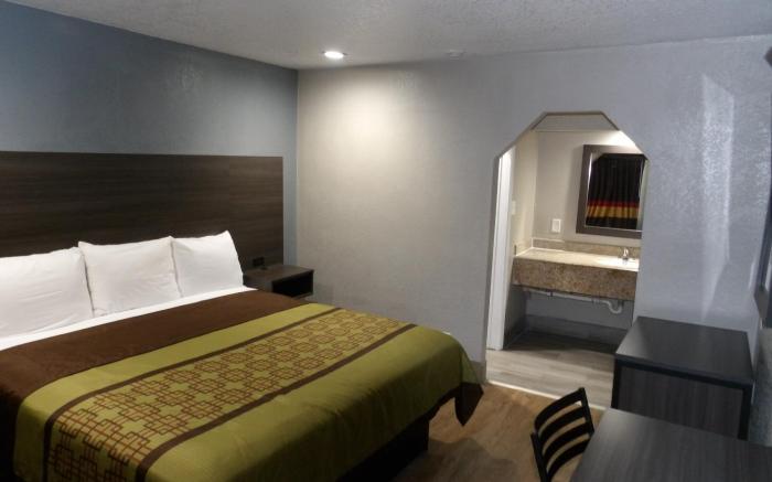 Southmore Boulevard Motel
