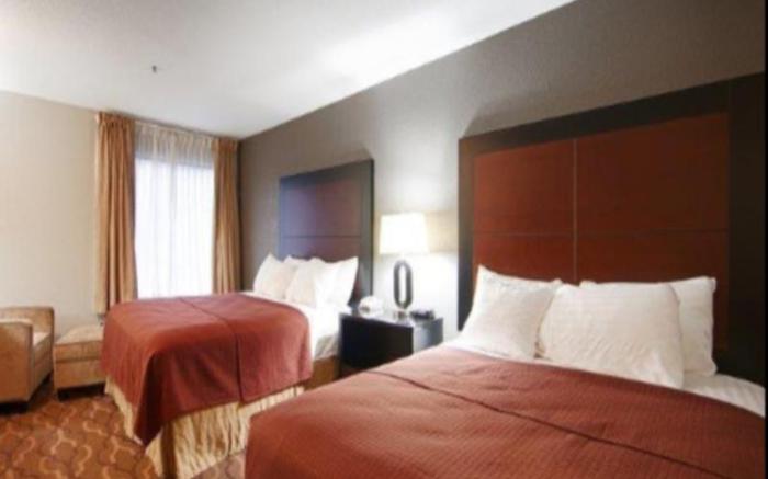 Best Western Commerce Inn