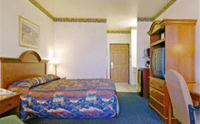 Best Western Fort Worth Inn and Suites