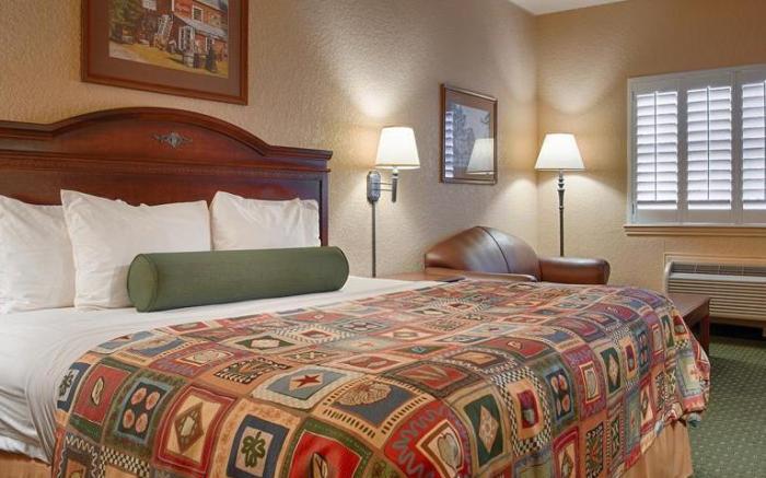 Best Western PLUS Fredericksburg