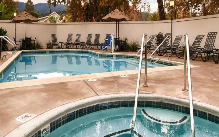Best Western Plus Stevenson Manor