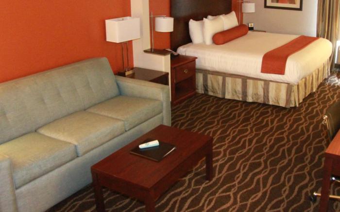 Best Western Plus Suites-Greenville