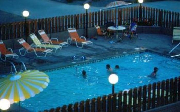 Glenwood Springs Cedar Lodge