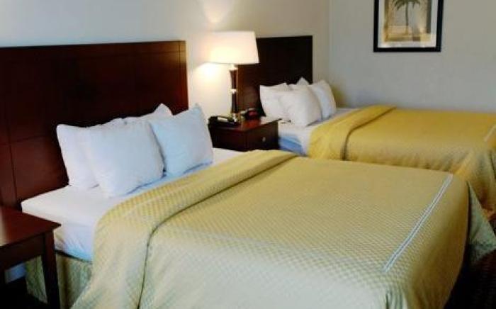 Comfort Inn & Suites