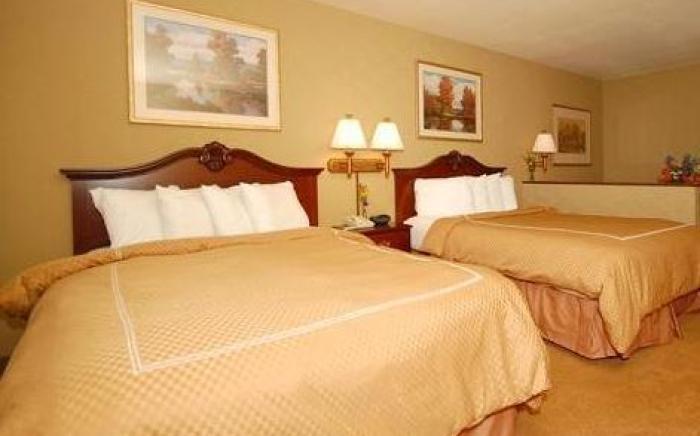 Comfort Suites at Par 4 Resort