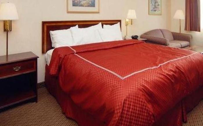 Quality Inn & Suites Kearneysville - Martinsburg