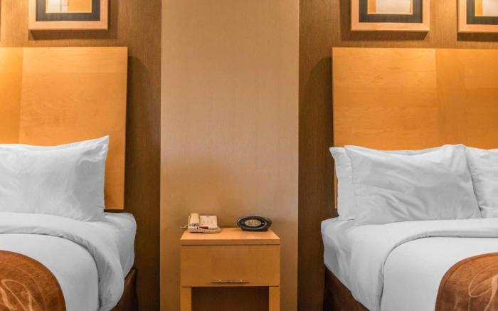 Comfort Suites