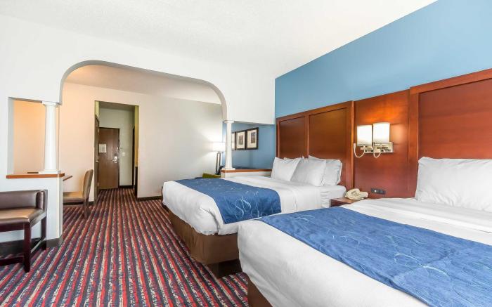 Comfort Suites St Charles-St Louis