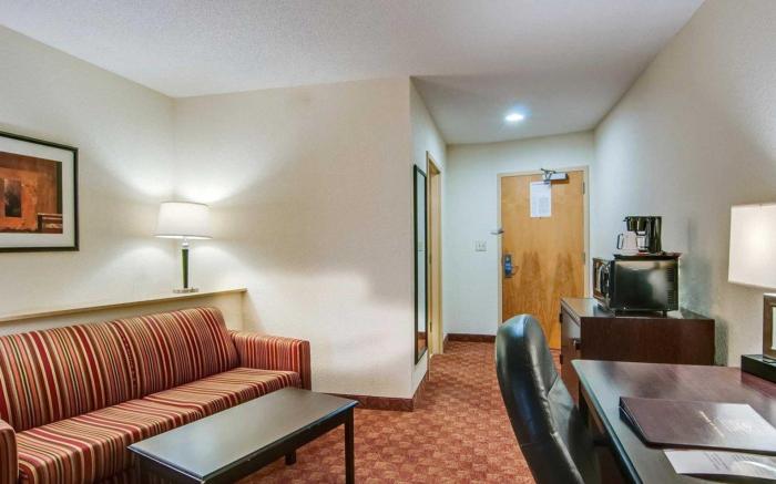 Comfort Suites Salem-Roanoke I-81