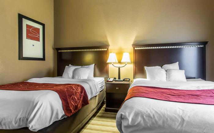 Comfort Suites
