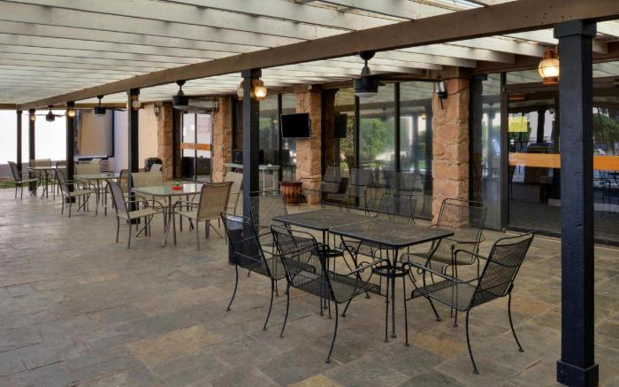 The Inn And Suites At 34 Fifty