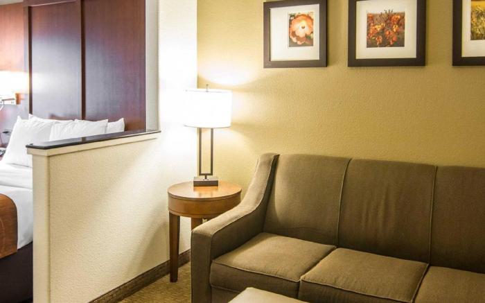 Comfort Suites Marshall