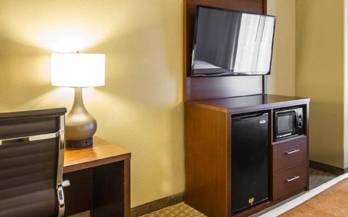 Comfort Suites Marshall