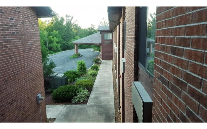 Capital O Amerihost Inn and Suites Fulton Hwy 54 MO