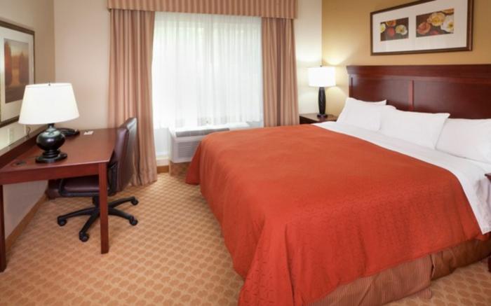 Country Inn & Suites by Radisson, Goodlettsville, TN