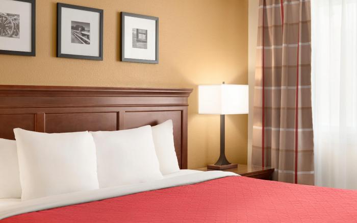 Country Inn & Suites by Radisson, Saskatoon, SK