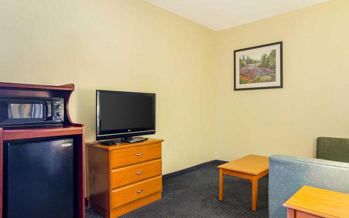 Econo Lodge Inn & Suites Pritchard Road North Little Rock