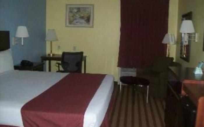 Fairway Inn La Porte