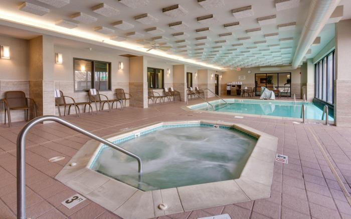 Drury Inn & Suites Overland Park