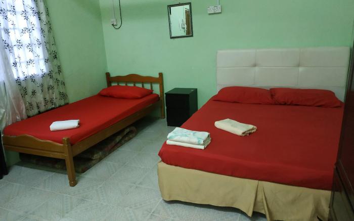 Roomstay Ummi chalet b4