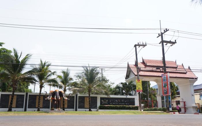 Oasis Garden and Pool Villa at VIP Chain Resort
