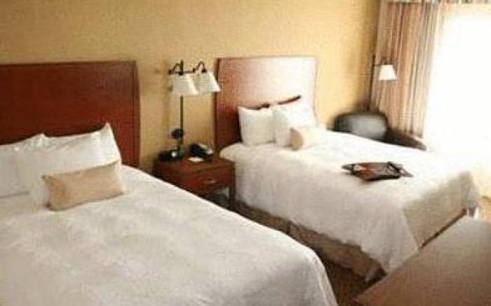 Hampton Inn & Suites Bakersfield North-Airport