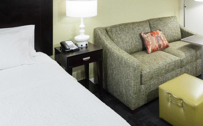 Hampton Inn & Suites Gainesville-Downtown