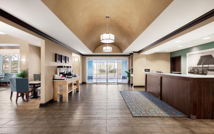 Hampton Inn & Suites Brunswick