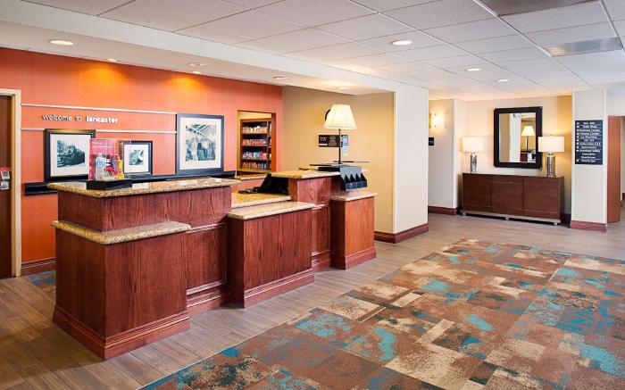 Hampton Inn & Suites Lancaster