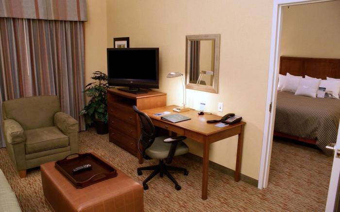Homewood Suites by Hilton Phoenix Airport South Hotel