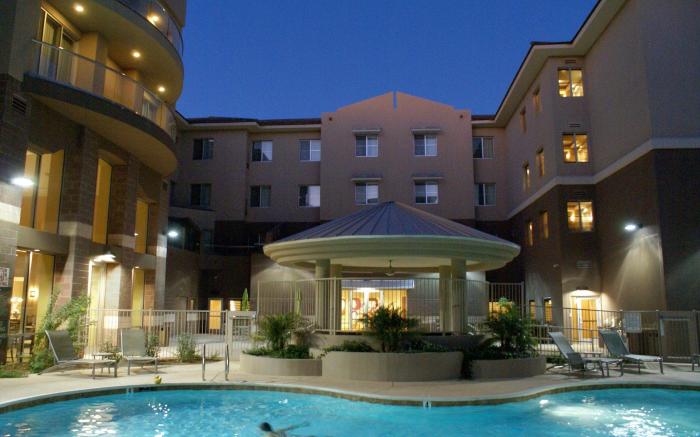 Homewood Suites by Hilton Phoenix Airport South Hotel