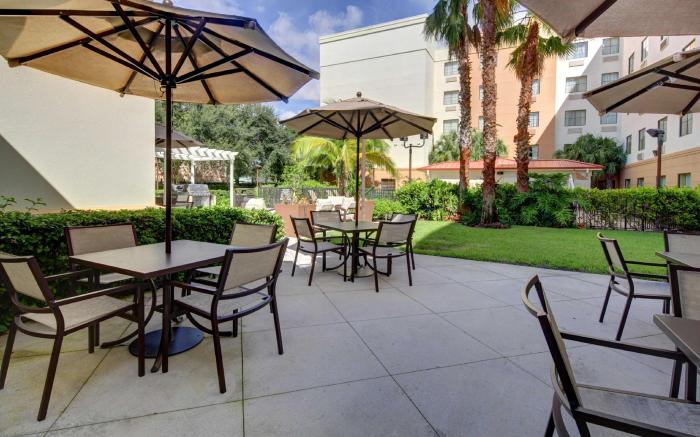 Homewood Suites by Hilton West Palm Beach Hotel