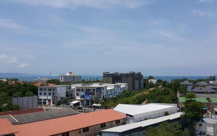 LawinTa Hotel