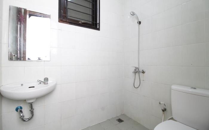 RedDoorz Plus near Trisakti University